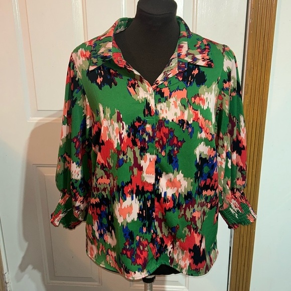 First Love Tops - First Love Green, Pink, and Blue Statement Sleeve Top Size Small